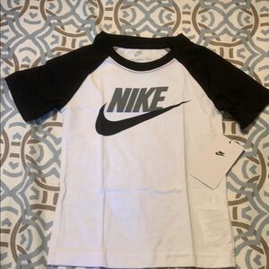 Nike Black and White Short Sleeve Tees